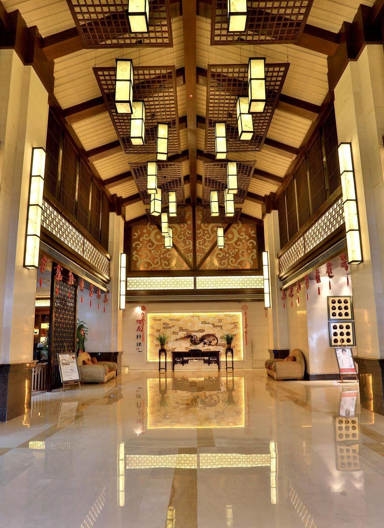 Yiwu Bali Plaza Hotel Exterior foto